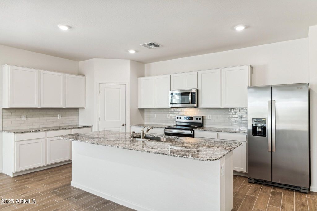 5437 S 254TH Drive, Buckeye, AZ 85326 — photo 3