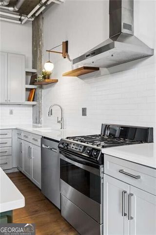 640 Glen Iris Drive NE 302, Atlanta, GA 30308