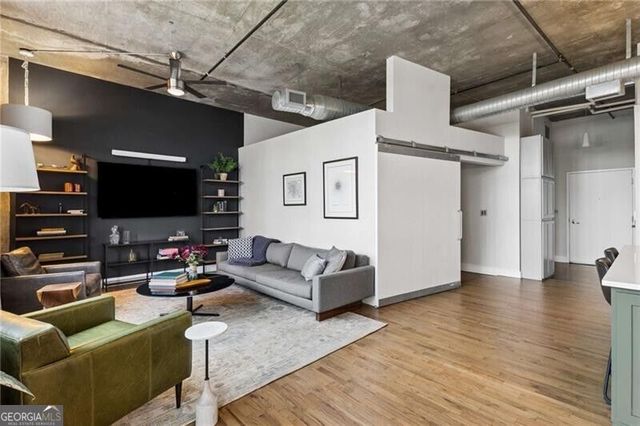 640 Glen Iris Drive NE 302, Atlanta, GA 30308