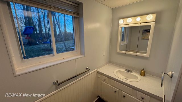 3830 Deibel Drive, Saginaw Twp, MI 48603