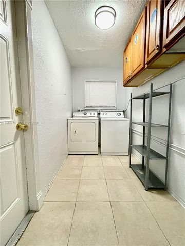 822 N 20th Avenue, Hollywood, FL 33020