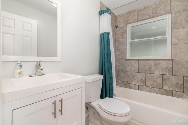 5725 Carthage Avenue, Norwood, OH 45212