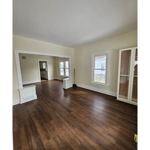 409 E 5th Street, Rock Falls, IL 61071