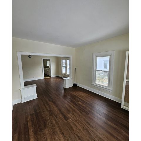 409 E 5th Street, Rock Falls, IL 61071