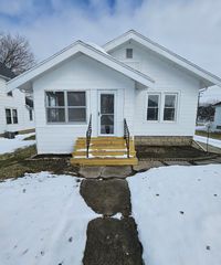 409 E 5th Street, Rock Falls, IL 61071