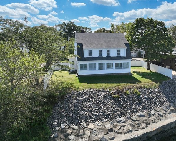 90 Shore Avenue, Quincy, MA 02169