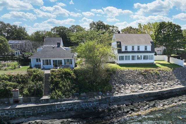 90 Shore Avenue, Quincy, MA 02169