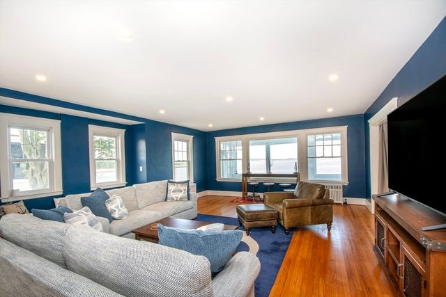 90 Shore Avenue, Quincy, MA 02169
