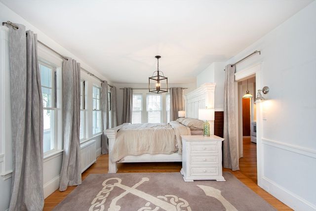90 Shore Avenue, Quincy, MA 02169