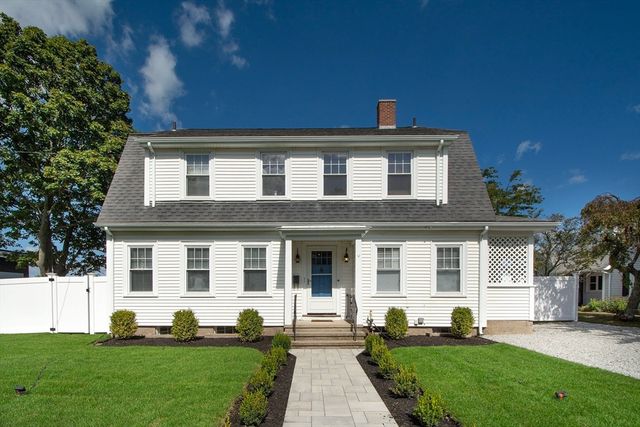 90 Shore Avenue, Quincy, MA 02169