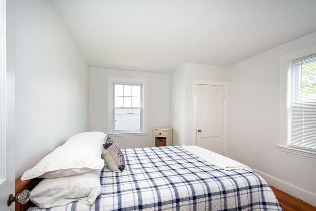 90 Shore Avenue, Quincy, MA 02169