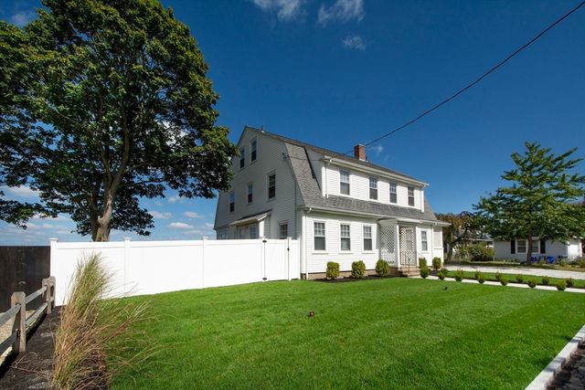 90 Shore Avenue, Quincy, MA 02169