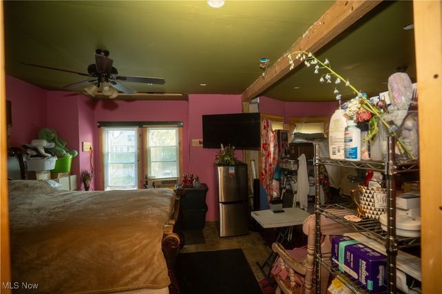 10927 Grantwood Avenue, Cleveland, OH 44108