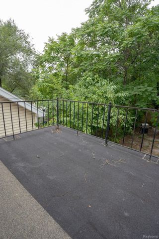 15495 Ohio Street, Detroit, MI 48238