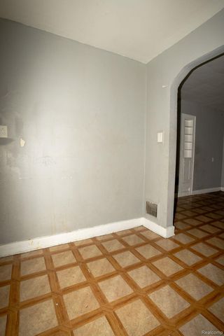 15495 Ohio Street, Detroit, MI 48238