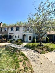 6 Claridge Court, 4, Freehold, NJ 07728
