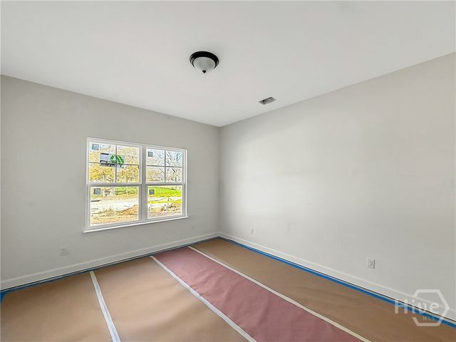 121 KING Street, Savannah, GA 31408