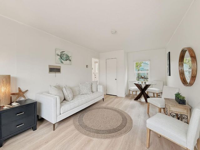 4630 Jewel Street, Capitola, CA 95010