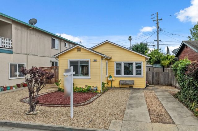 4630 Jewel Street, Capitola, CA 95010