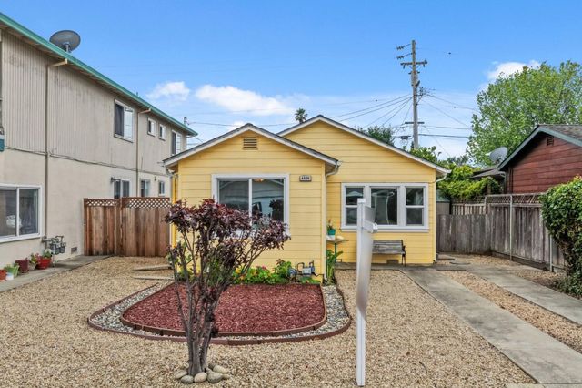 4630 Jewel Street, Capitola, CA 95010