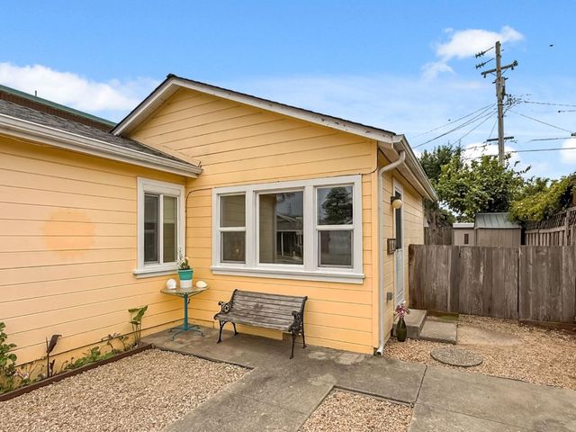 4630 Jewel Street, Capitola, CA 95010