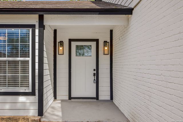 12211 Ecksminster St, San Antonio, TX 78216