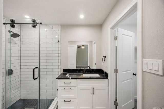 12211 Ecksminster St, San Antonio, TX 78216