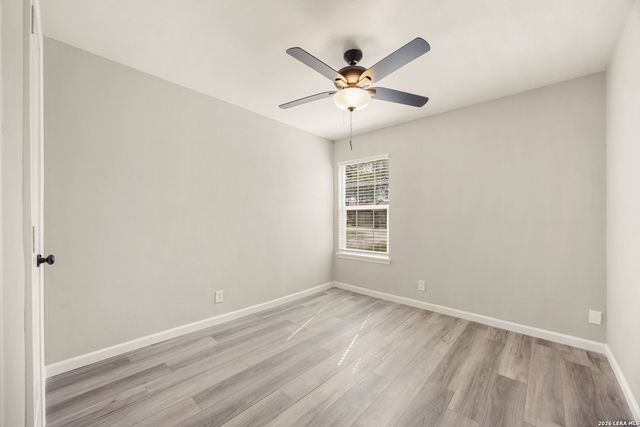 12211 Ecksminster St, San Antonio, TX 78216