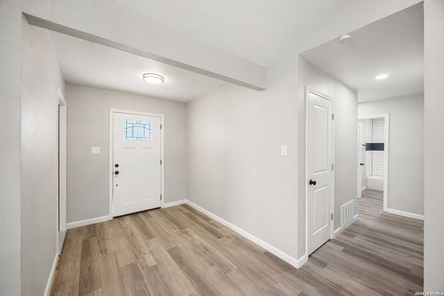 12211 Ecksminster St, San Antonio, TX 78216