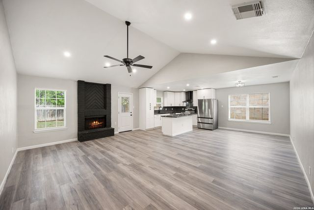 12211 Ecksminster St, San Antonio, TX 78216