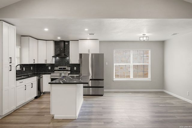 12211 Ecksminster St, San Antonio, TX 78216