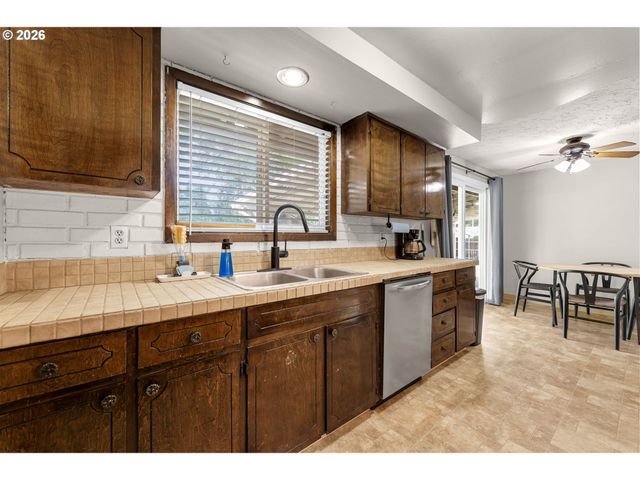 9103 Ne 99TH St, Vancouver, WA 98662