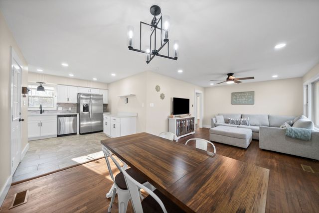 3425 Leland Cir, Hopkinsville, KY 42240