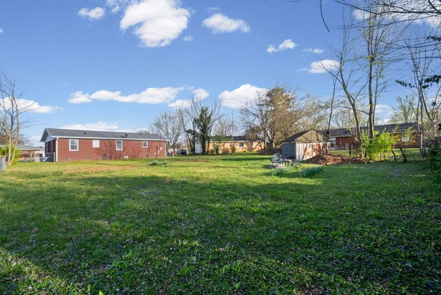 3425 Leland Cir, Hopkinsville, KY 42240