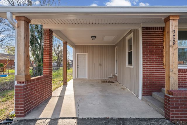 3425 Leland Cir, Hopkinsville, KY 42240