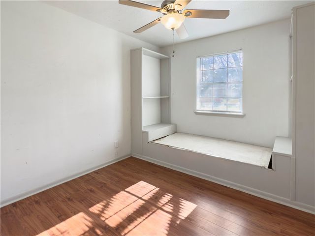 3003 Highwood Lane, Bryan, TX 77803