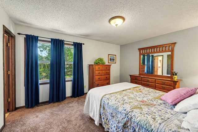 209 Laura St., Salina, KS 67401