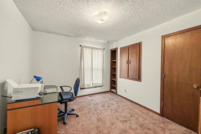 209 Laura St., Salina, KS 67401