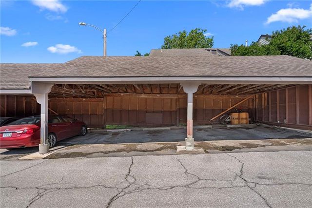 1318 Westbrooke Street, Lawrence, KS 66049
