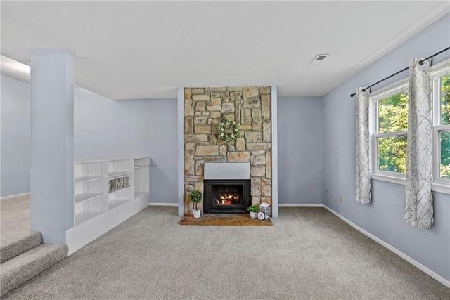 1318 Westbrooke Street, Lawrence, KS 66049