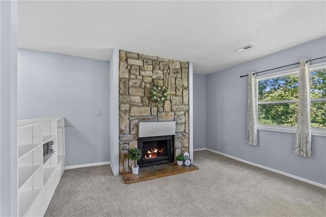 1318 Westbrooke Street, Lawrence, KS 66049