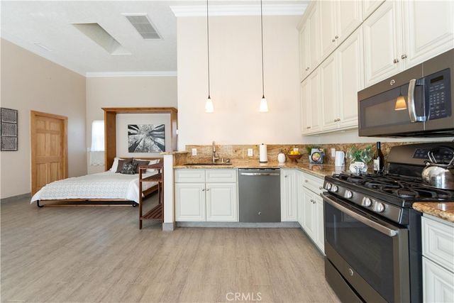 26045 Lucille Circle, Murrieta, CA 92562