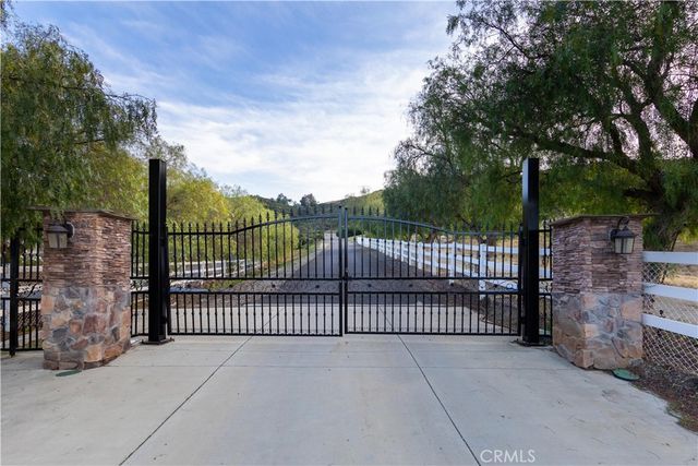 26045 Lucille Circle, Murrieta, CA 92562