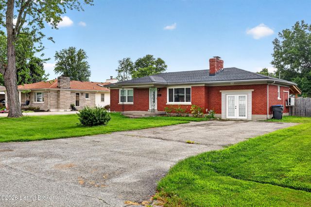7484 Greenwood Manor Rd, Louisville, KY 40258