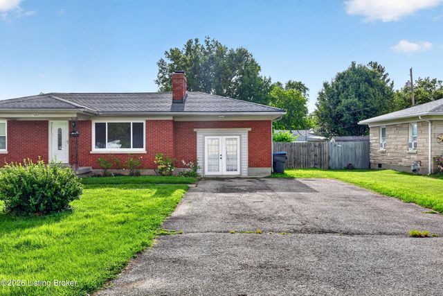 7484 Greenwood Manor Rd, Louisville, KY 40258