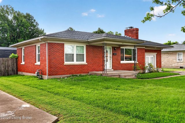 7484 Greenwood Manor Rd, Louisville, KY 40258