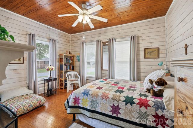 144 E Park Road, Ellenboro, NC 28040
