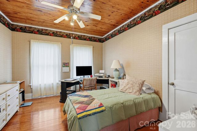144 E Park Road, Ellenboro, NC 28040