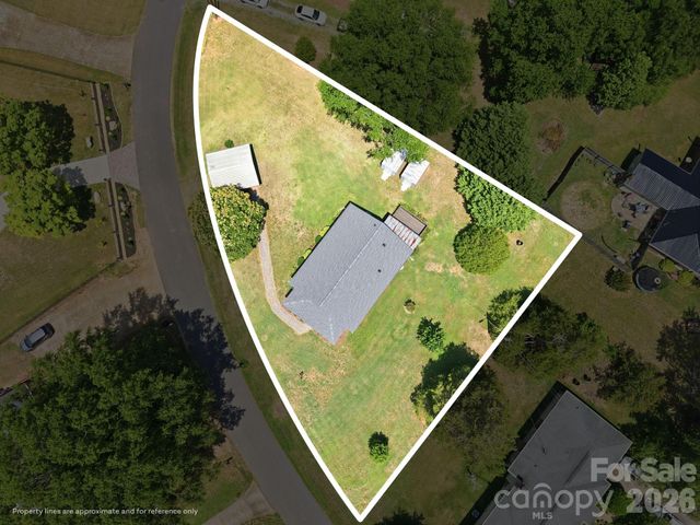 144 E Park Road, Ellenboro, NC 28040