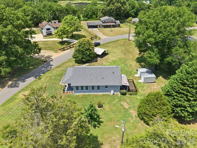 144 E Park Road, Ellenboro, NC 28040